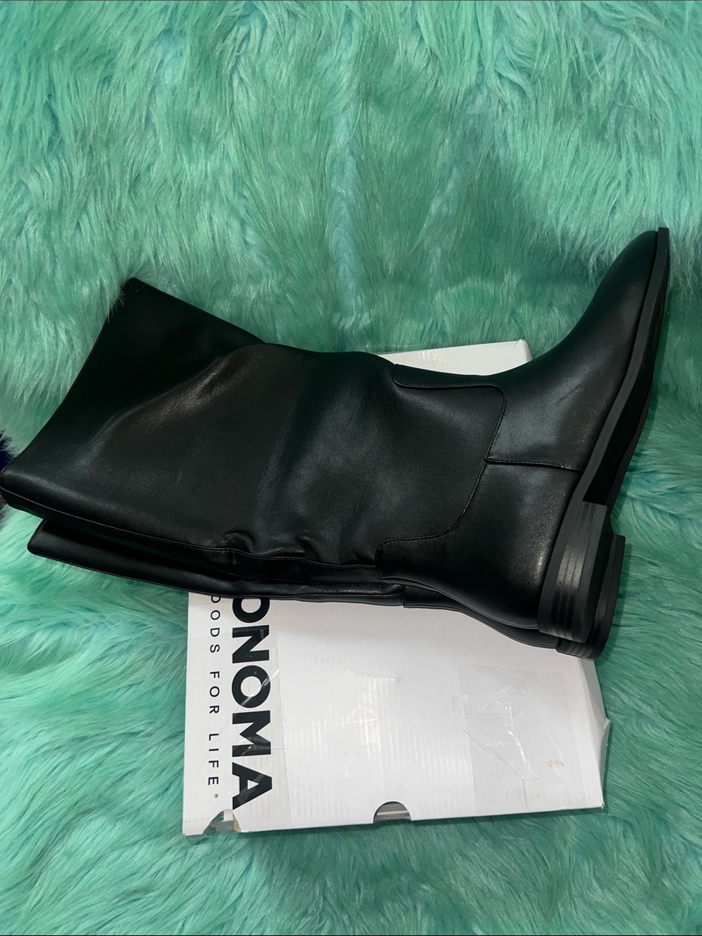 Sonoma Classic Black Chelsea Boots Women’s 9.5